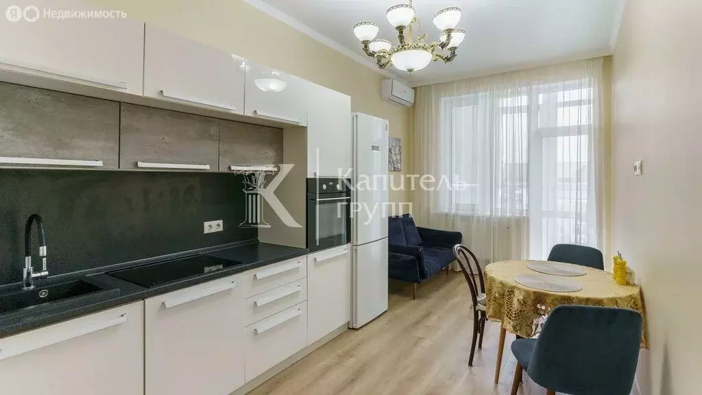 1-комнатная квартира: Тюмень, улица Короленко, 12 (43.2 м) - Фото 0
