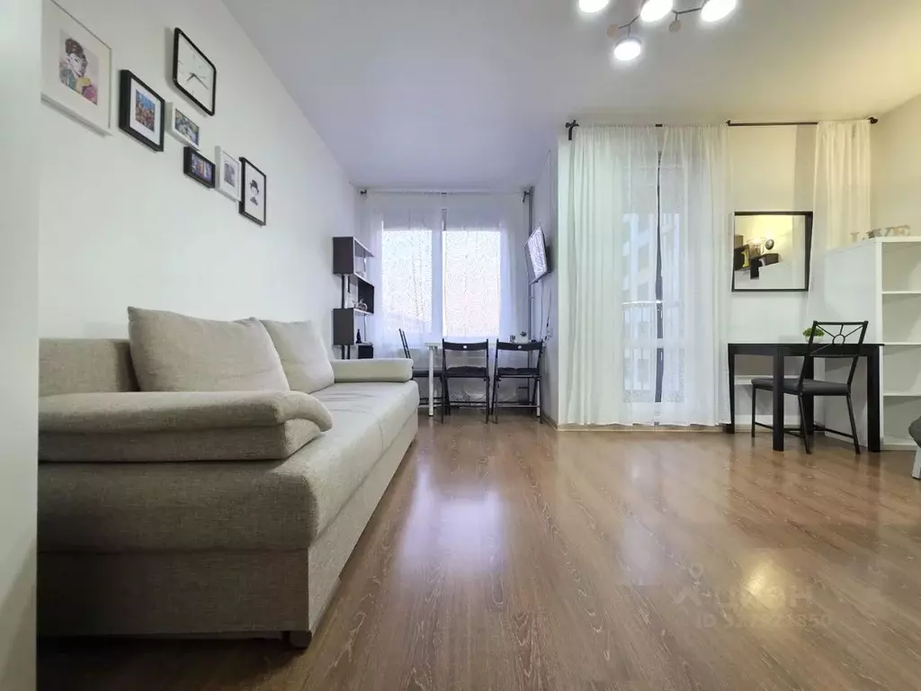 Студия Санкт-Петербург бул. Головнина, 12к1 (26.5 м) - Фото 1