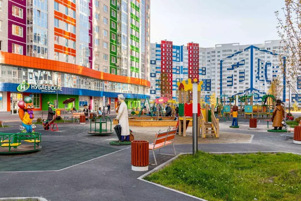 2-к кв. Тюменская область, Тюмень ул. Федюнинского, 56к2 (55.8 м) - Фото 1