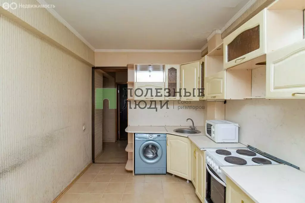 3-комнатная квартира: Красноярск, улица Ломоносова, 94Б (68 м) - Фото 1