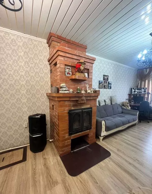 Дом в Ленинградская область, Луга Парковая ул., 16 (102 м) - Фото 2