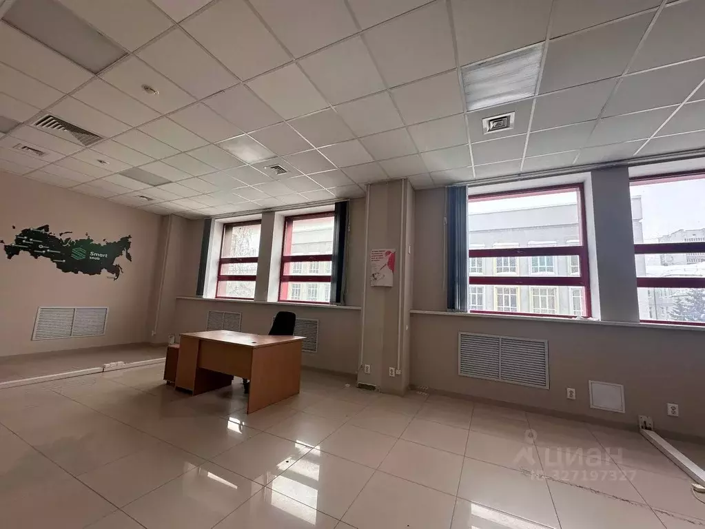 Офис в Татарстан, Казань ул. Парижской Коммуны, 26 (163 м) - Фото 1