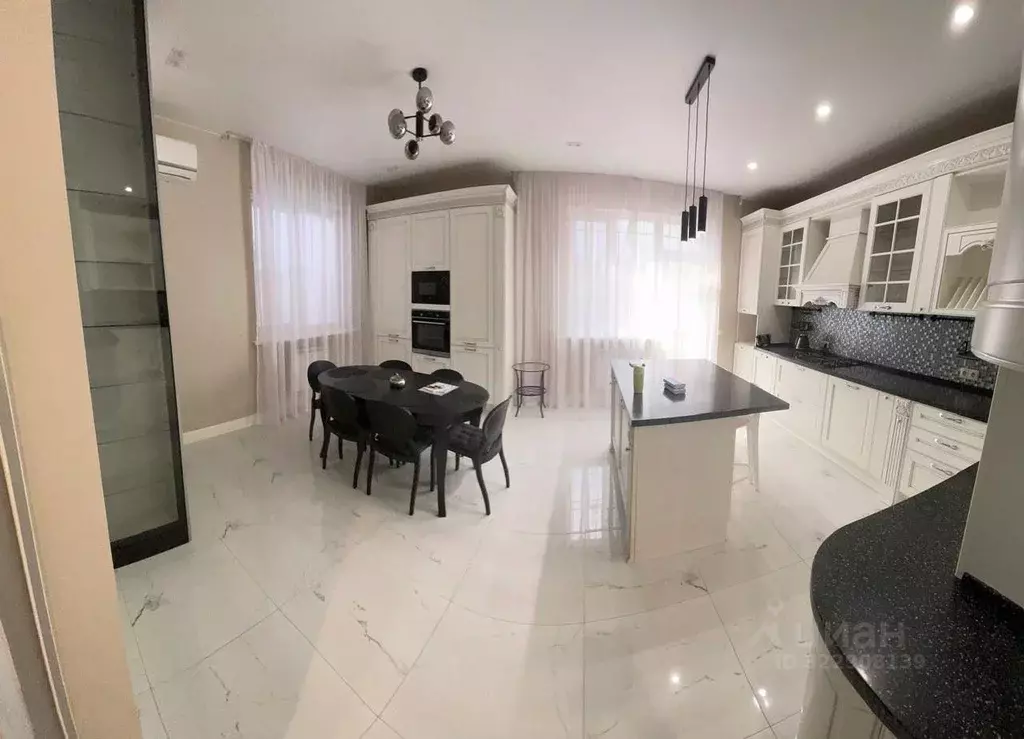 Таунхаус в Краснодарский край, Краснодар ул. Алуштинская, 1/6 (125 м) - Фото 1