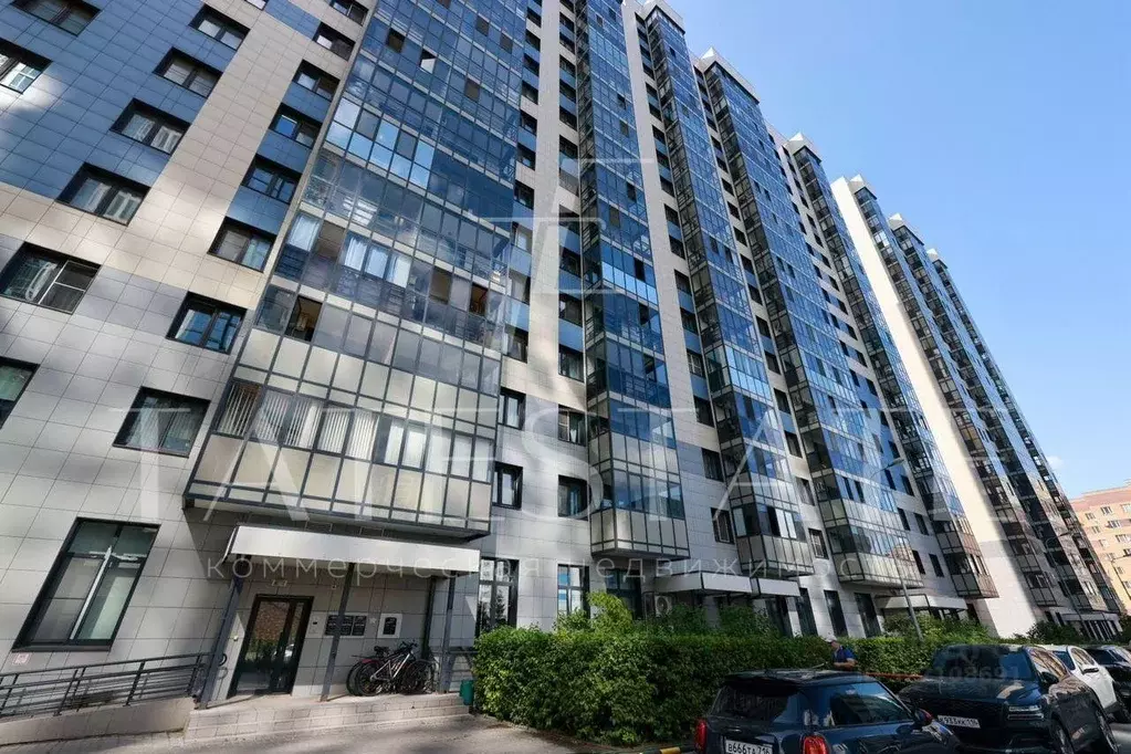 Офис в Татарстан, Казань ул. Алексея Козина, 5 (390 м) - Фото 1