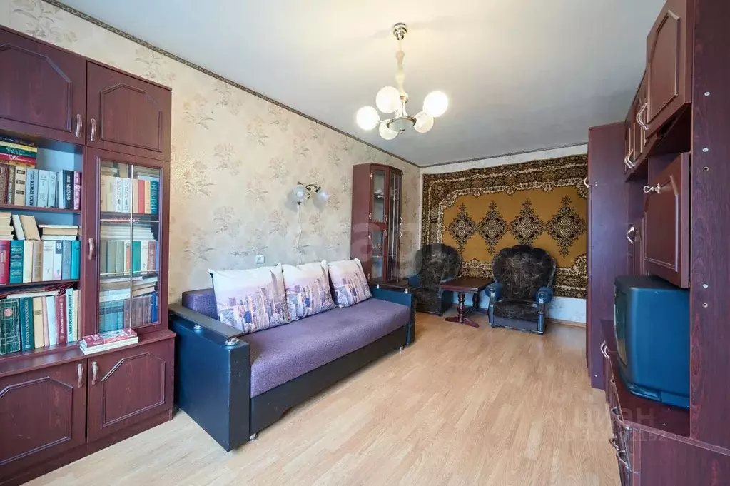 2-к кв. Псковская область, Псков Красноармейская ул., 12А (53.3 м) - Фото 1