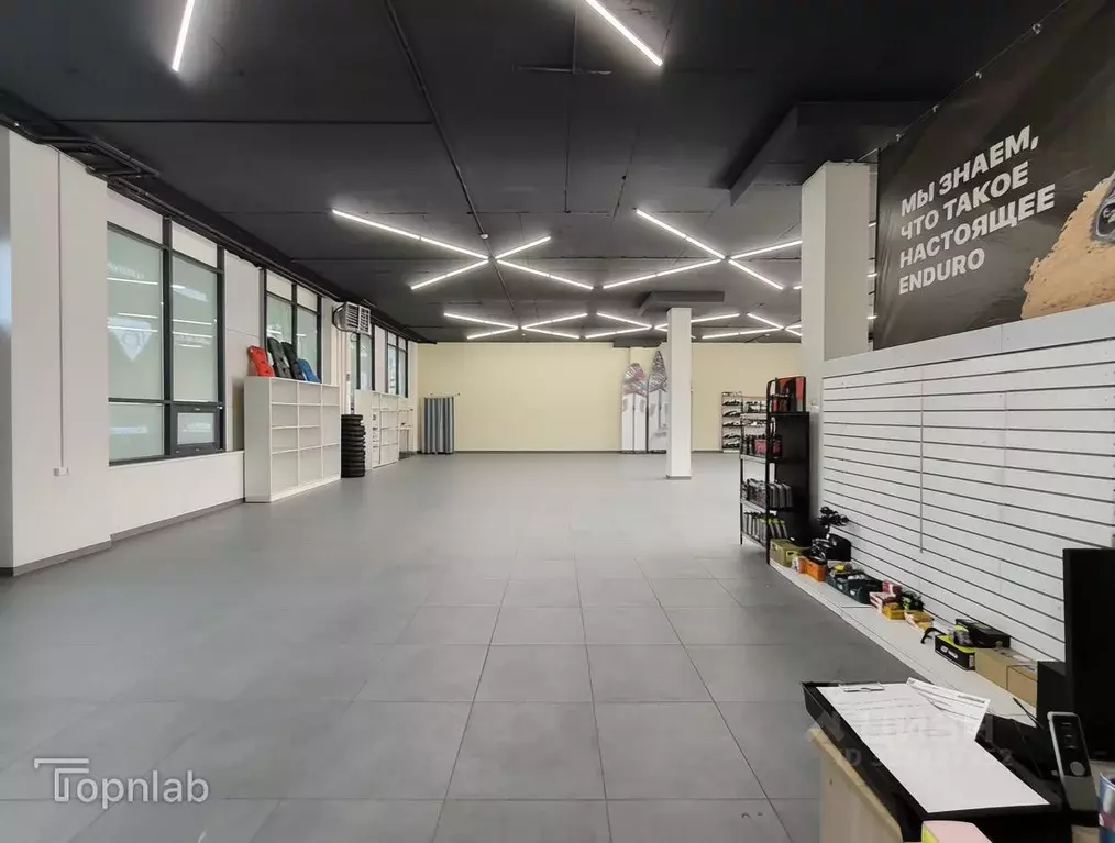 Торговая площадь в Алтайский край, Барнаул ул. Попова, 165Б (285 м) - Фото 1