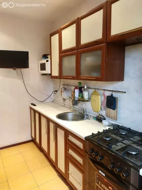 3-комнатная квартира: Архангельск, улица Калинина, 21 (63 м) - Фото 1