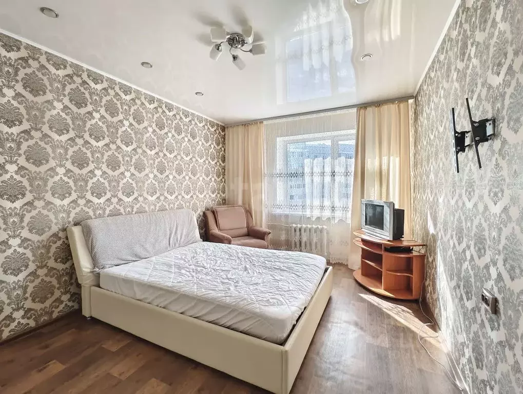 1-к кв. Тюменская область, Тюмень ул. Муравленко, 9 (35.0 м) - Фото 2