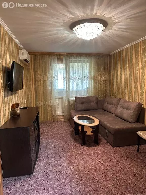 2-комнатная квартира: Евпатория, улица Чапаева, 85 (47 м) - Фото 0