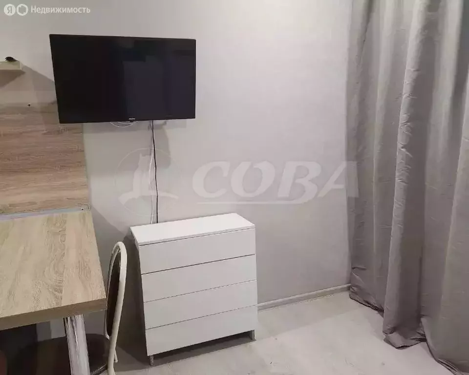 Квартира-студия: Тюмень, улица Тимофея Чаркова, 28 (24 м) - Фото 1