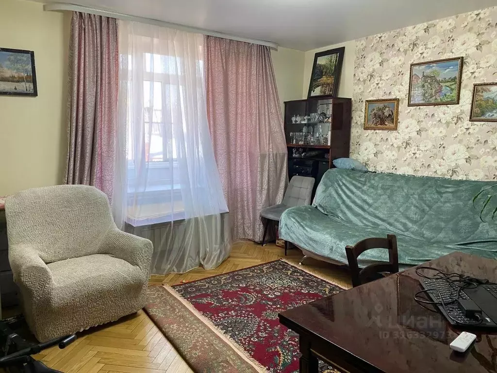Комната Москва Кутузовский просп., 8 (20.0 м) - Фото 0