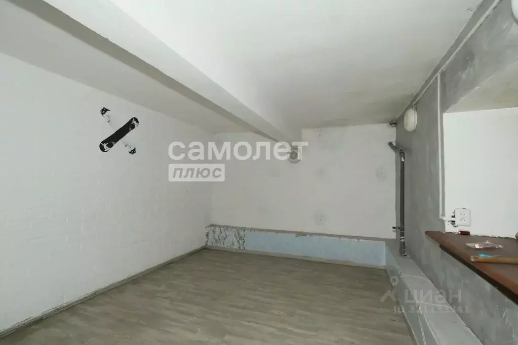 Помещение свободного назначения в Кемеровская область, Кемерово ул. ... - Фото 0