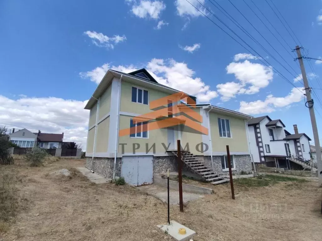Дом в Крым, Феодосия муниципальный округ, с. Ближнее ул. Заводская ... - Фото 0