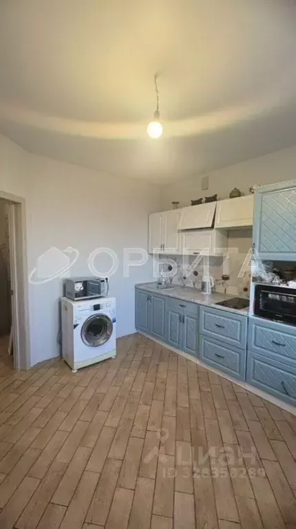 2-к кв. Тюменская область, Тюмень ул. Мельникайте, 138а (60.0 м) - Фото 2