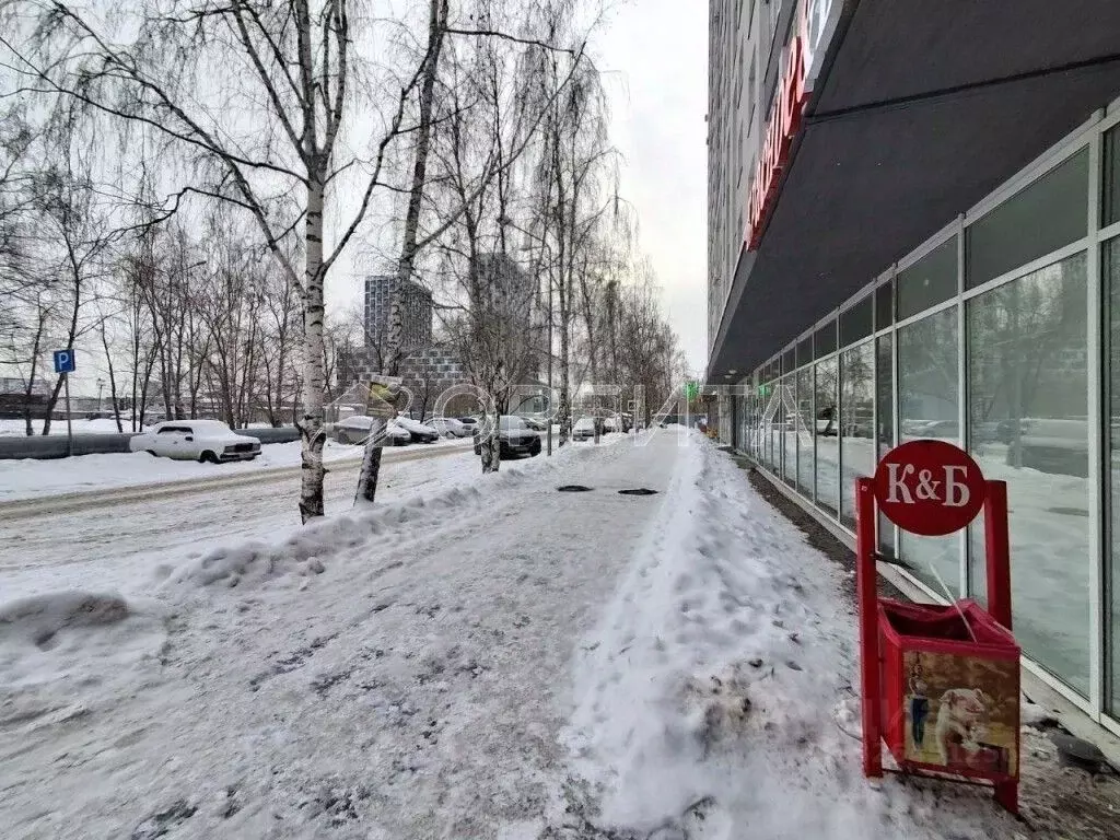 Помещение свободного назначения в Тюменская область, Тюмень ул. ... - Фото 1