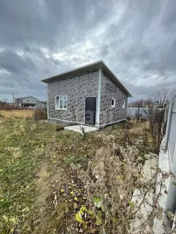 Дом в Сахалинская область, Южно-Сахалинск пер. 2-й Заречный (43 м) - Фото 1