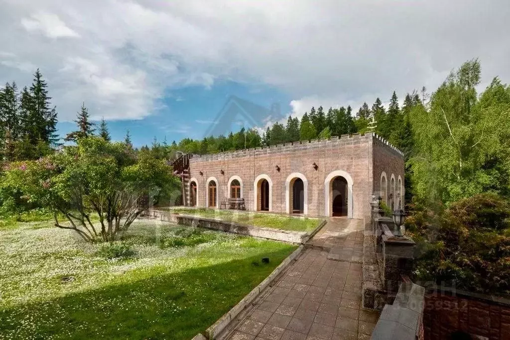 Дом в Московская область, Красногорск  (1200 м) - Фото 2