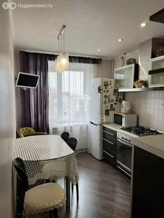 2-комнатная квартира: Азов, улица Толстого, 58 (47 м) - Фото 1