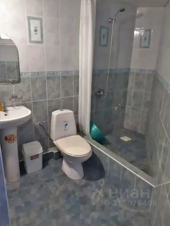 Комната Краснодарский край, Сочи Адлер жилрайон, ул. Ульянова, 10 ... - Фото 1