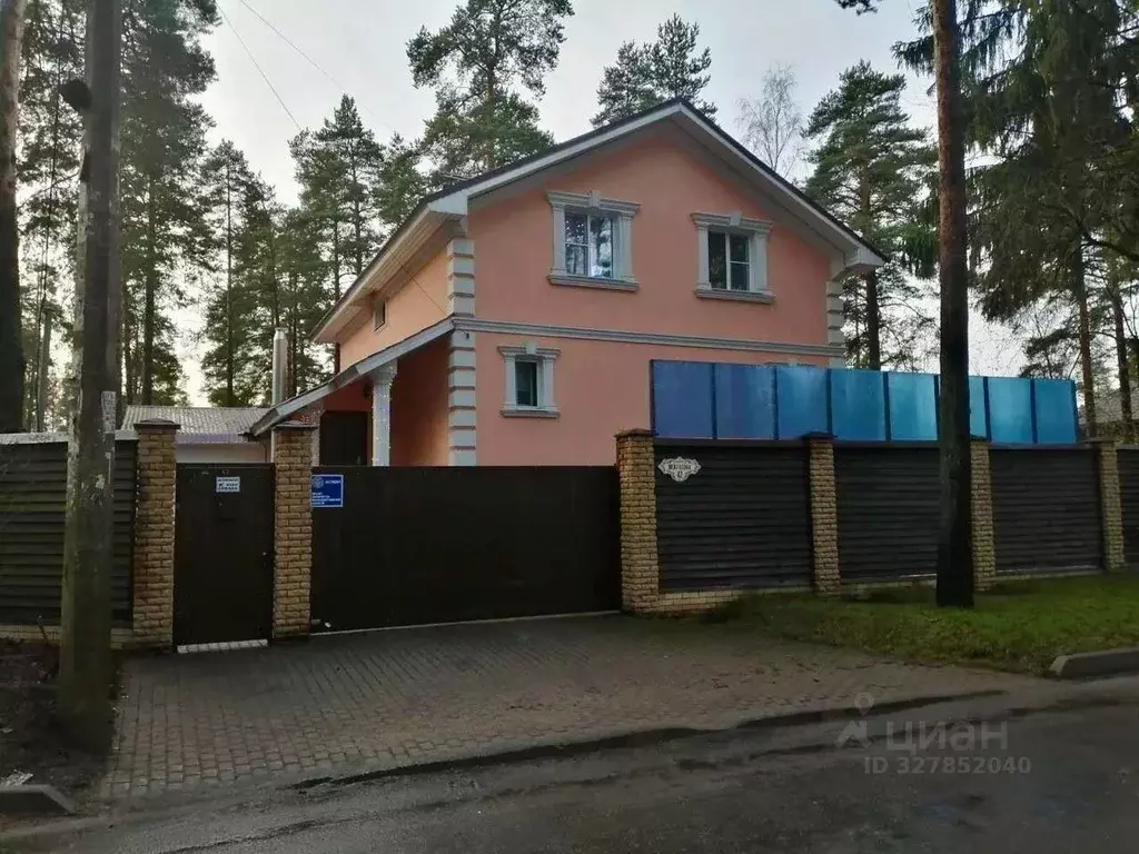 Дом в Ленинградская область, Всеволожск просп. Некрасова, 42 (358 м) - Фото 1