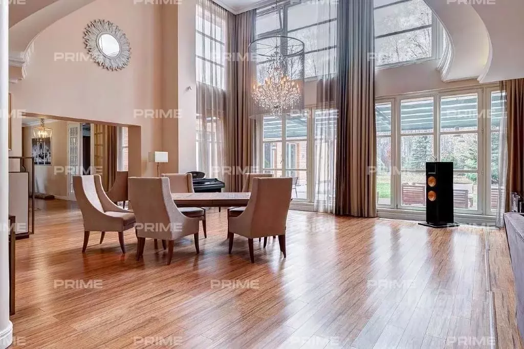 Коттедж в Московская область, Одинцовский городской округ, с. Лайково, ... - Фото 1