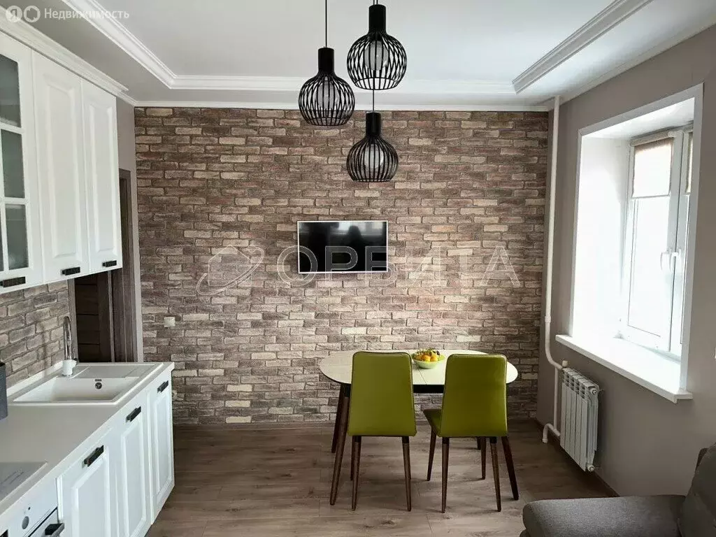 2-комнатная квартира: Тюмень, улица Бориса Житкова, 2к2 (52 м) - Фото 1