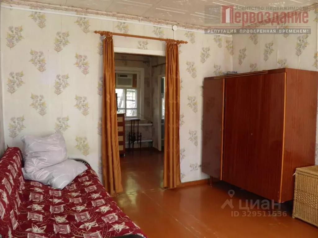 Дом в Астраханская область, Астрахань ул. 5-я Басинская, 10 (53 м) - Фото 2
