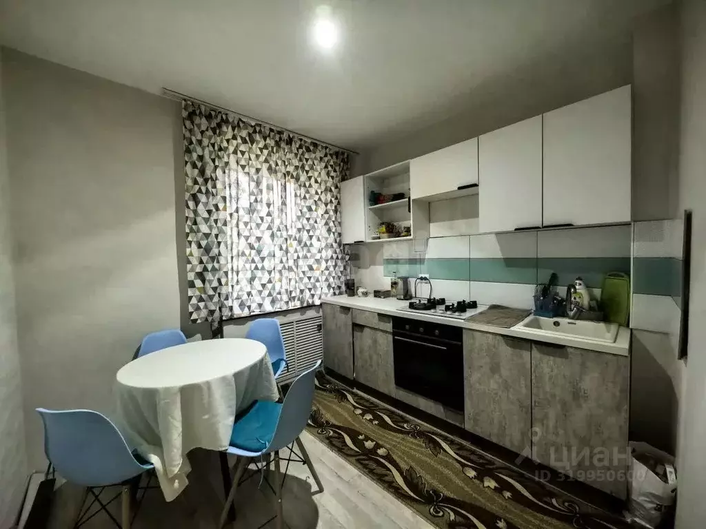 2-к кв. Челябинская область, Озерск просп. Победы, 13 (58.2 м) - Фото 1