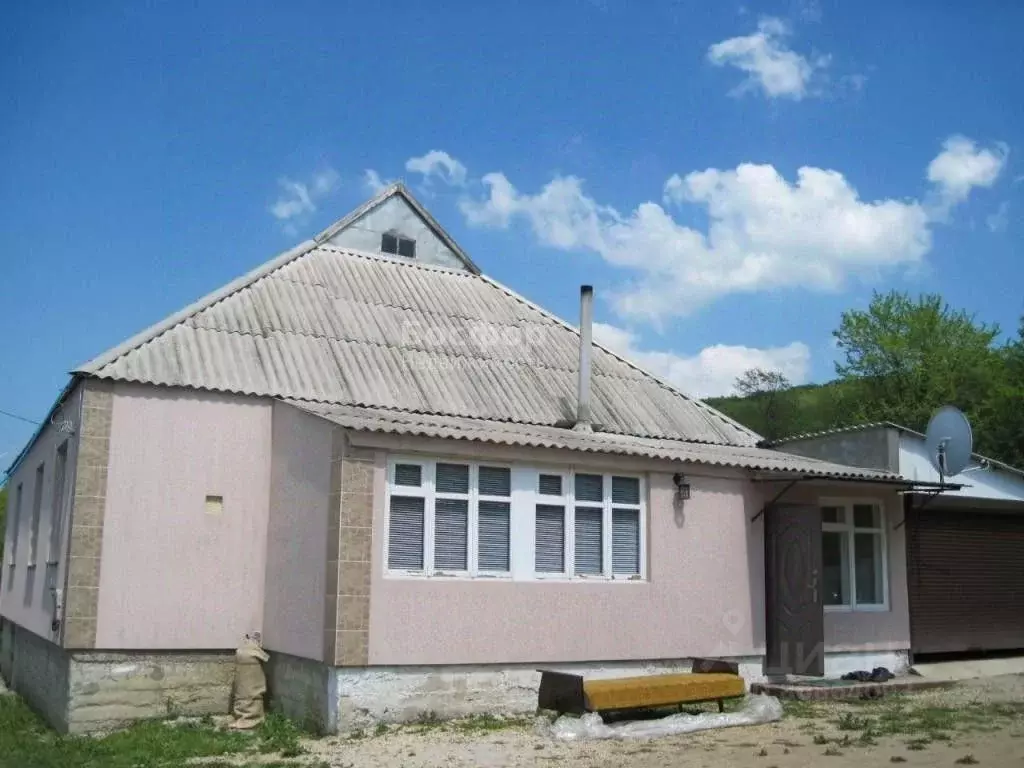 Дом в Крым, Судак городской округ, с. Грушевка ул. Яны Маалле (100 м) - Фото 1