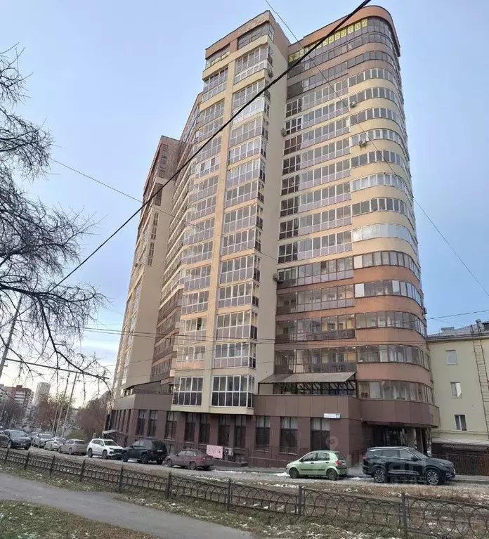 2-к кв. Свердловская область, Екатеринбург ул. Белореченская, 4 (68.9 ... - Фото 1