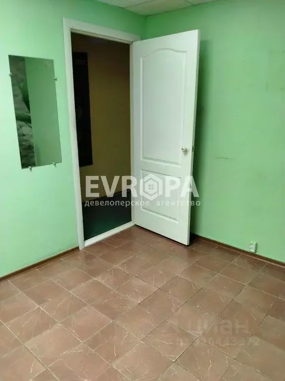 Офис в Ульяновская область, Ульяновск ул. Робеспьера, 114 (10 м) - Фото 2