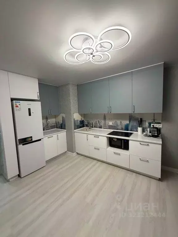 2-к кв. Тюменская область, Тюмень ул. Николая Никитина, 4к1 (67.3 м) - Фото 1