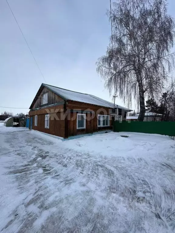 Дом в Новосибирская область, Ордынский район, с. Красный Яр ул. ... - Фото 1