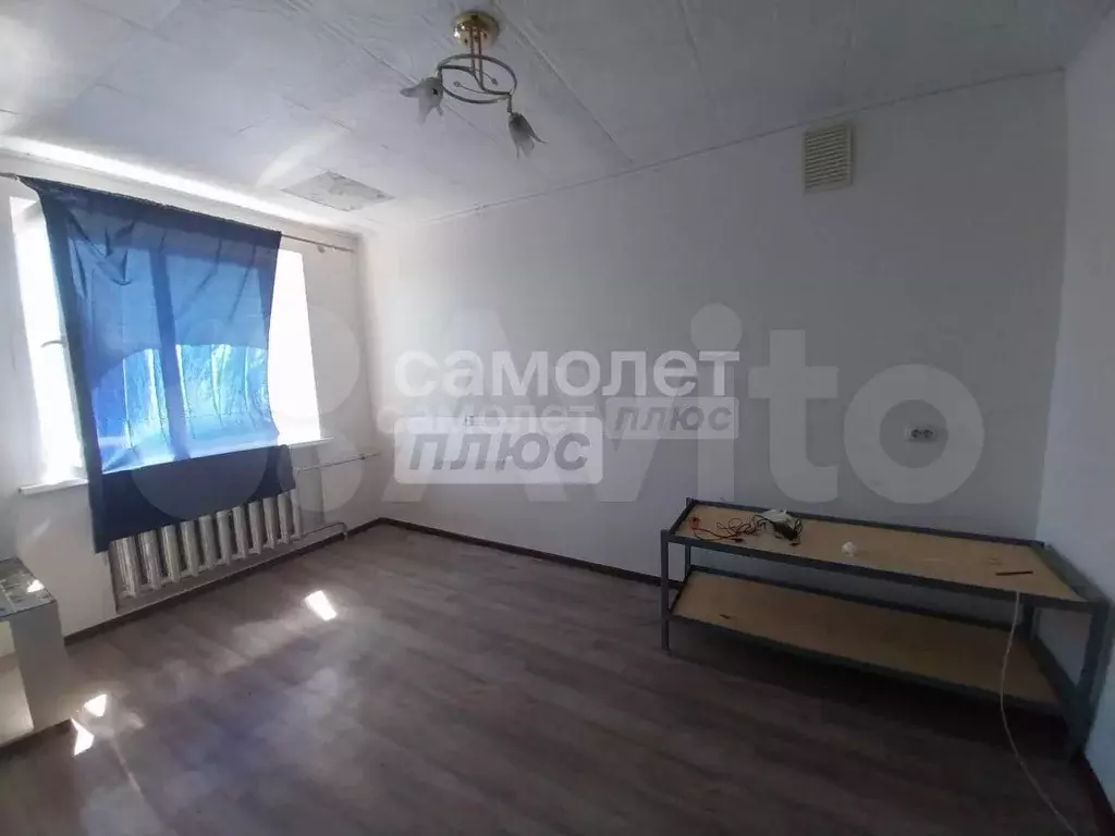 Комната 12,6 м в 8-к., 5/5 эт. - Фото 0