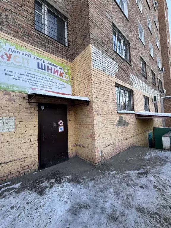 Помещение свободного назначения в Омская область, Омск ул. Дианова, ... - Фото 2