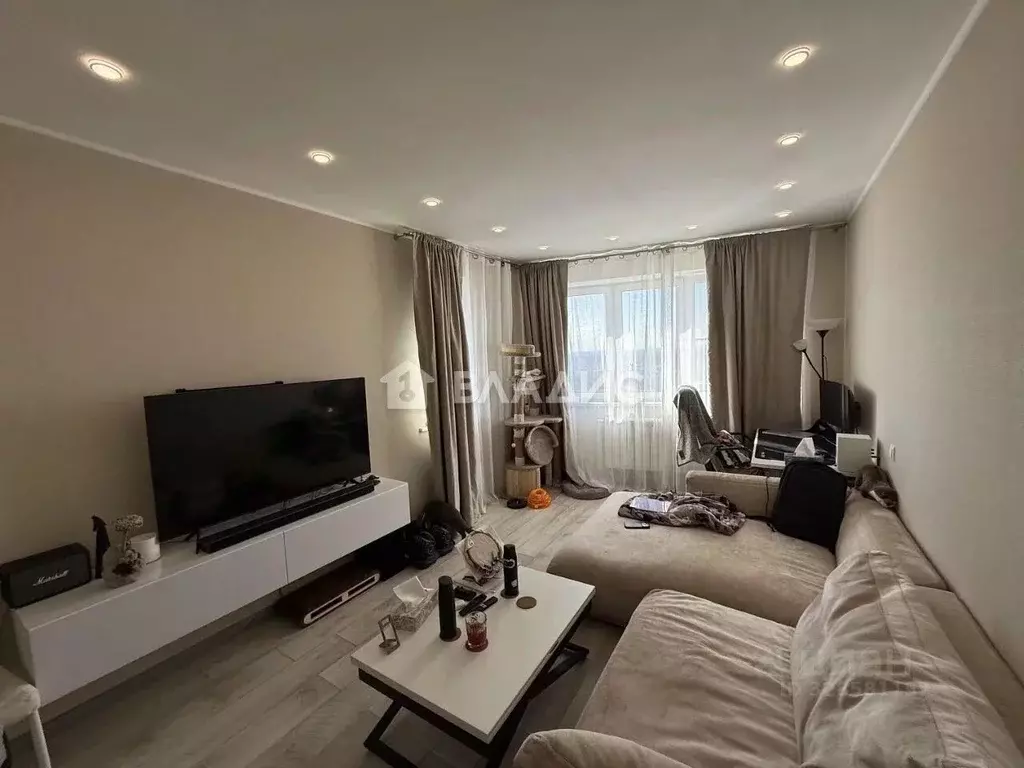 2-к кв. Московская область, Лобня Центральная ул., 8 (57.6 м) - Фото 2