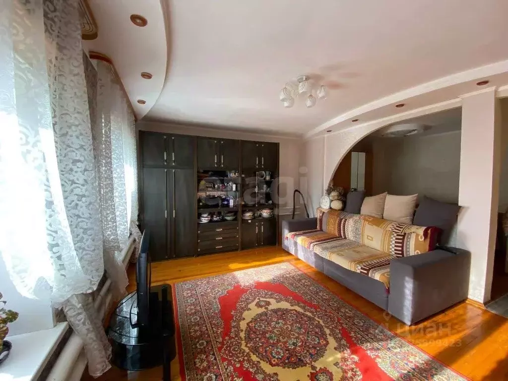 Дом в Удмуртия, Сарапул Северный жилрайон, ул. Радищева, 42 (74 м) - Фото 2