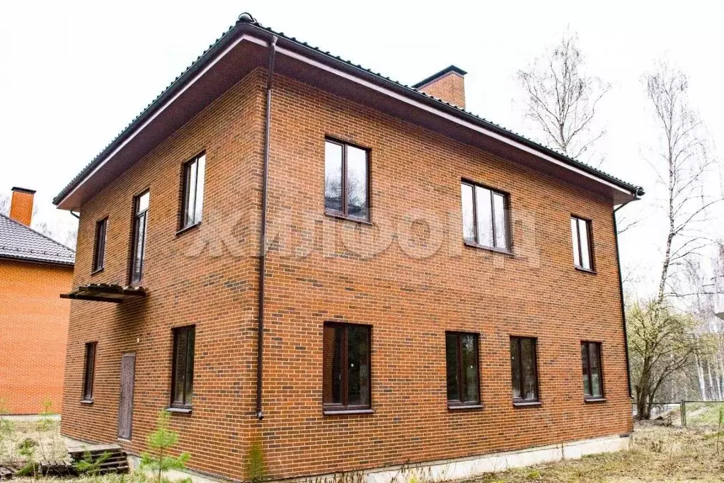 Дом в Орловская область, Орловский муниципальный округ, пос. Зеленый ... - Фото 1