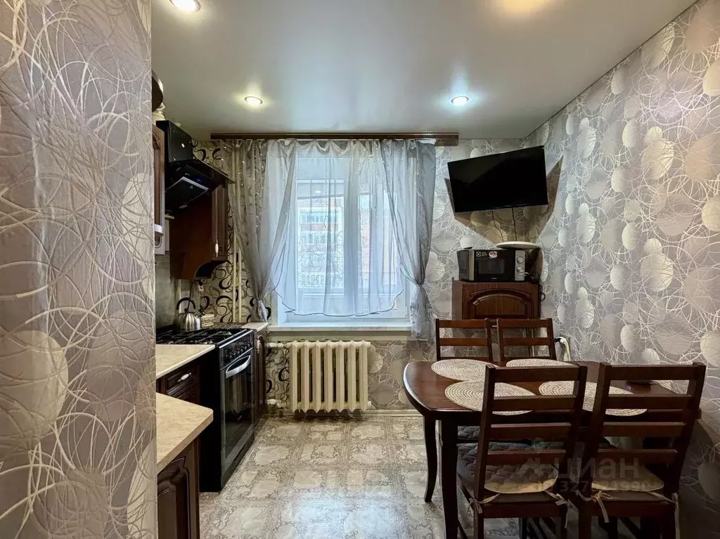 3-к кв. Омская область, Омский район муниципальный округ, пос. Горячий ... - Фото 1