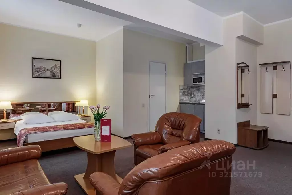 Комната Москва Гостиничная ул., 1 - Фото 1