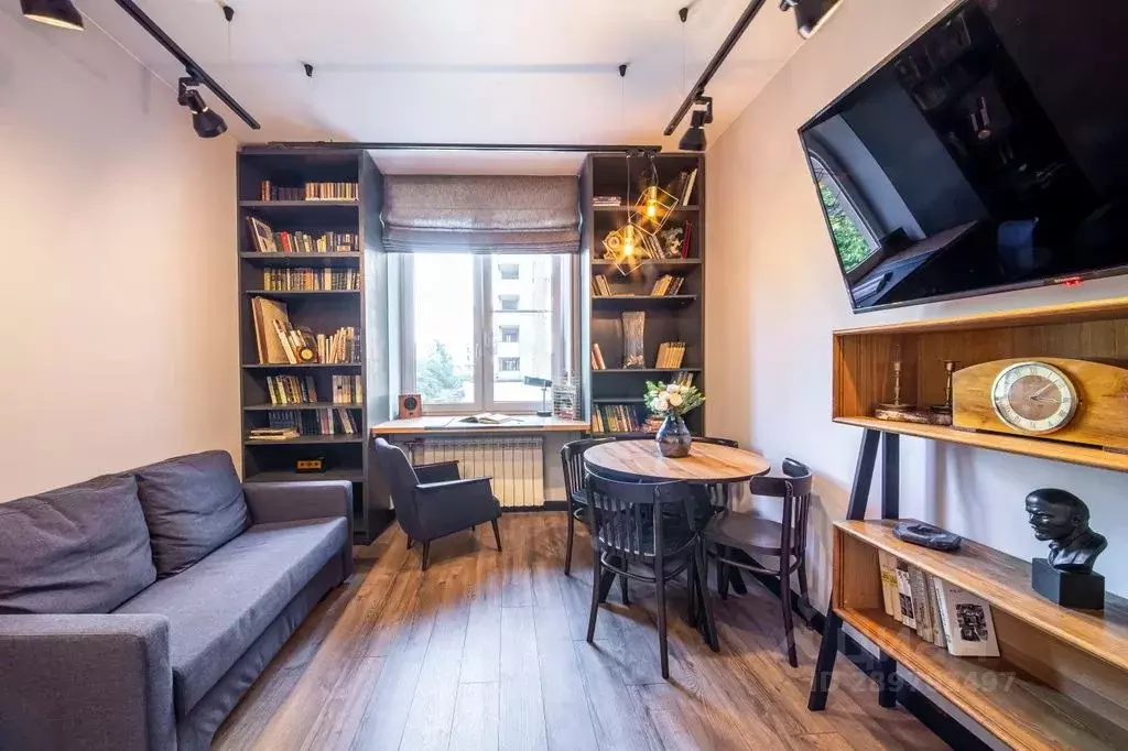 Студия Санкт-Петербург ул. Фрунзе, 23 (25.0 м) - Фото 1