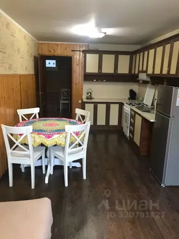 Дом в Ставропольский край, Предгорный муниципальный округ, пос. ... - Фото 0