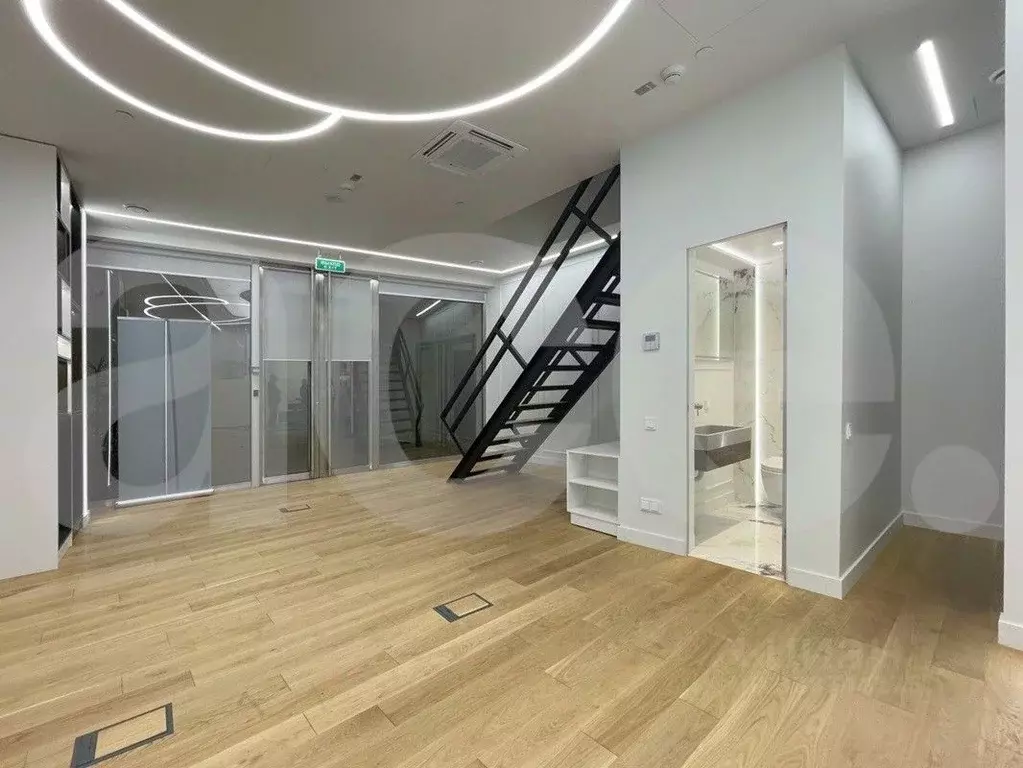 Помещение свободного назначения в Москва наб. Пресненская, 12 (72 м) - Фото 1