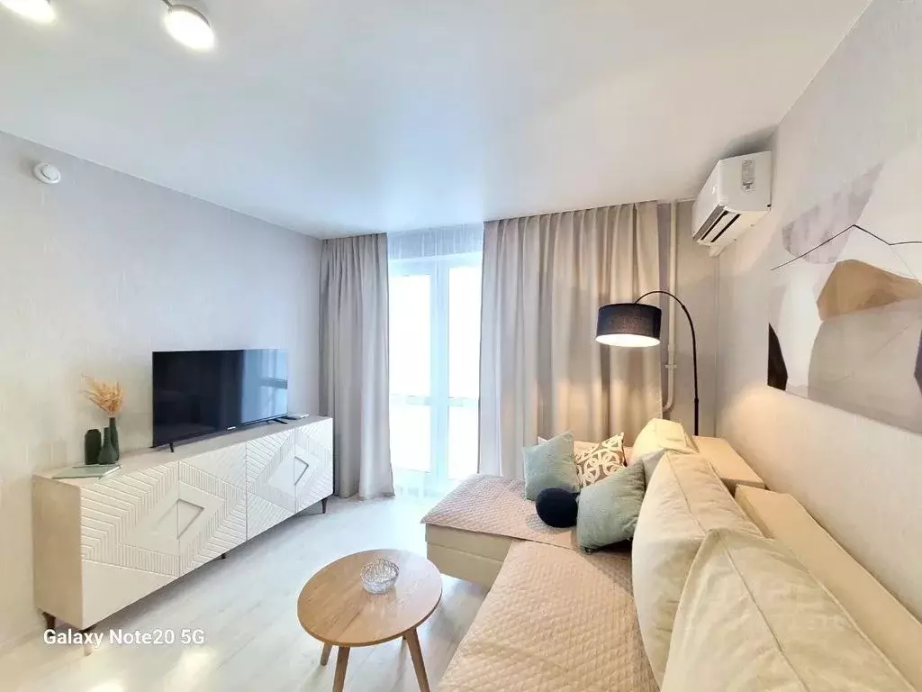 2-к кв. Адыгея, Майкоп ул. Олега Цокова, 4 (65.0 м) - Фото 1