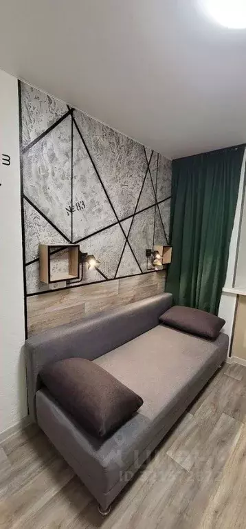 Студия Свердловская область, Екатеринбург ул. Малышева, 152 (16.0 м) - Фото 1