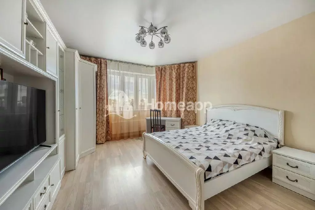 Продается 3-комнатная квартира - Фото 1