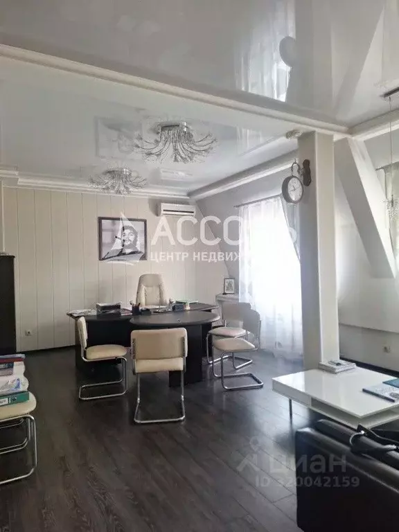 Офис в Омская область, Омск ул. Кирова, 49/2 (12 м) - Фото 1