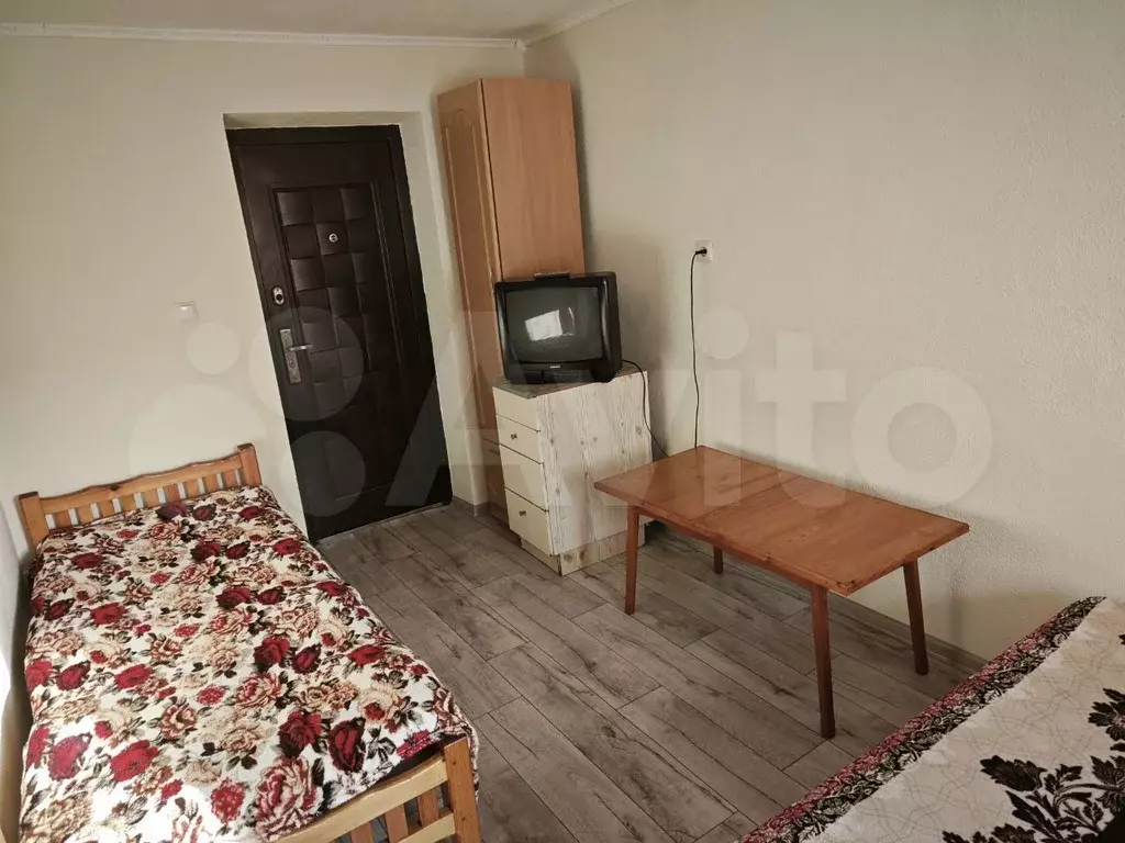 Комната 18 м в 2-к., 1/2 эт. - Фото 1