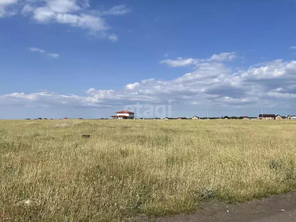 Участок в Крым, Симферопольский район, с. Трудовое  (7.8 сот.) - Фото 1