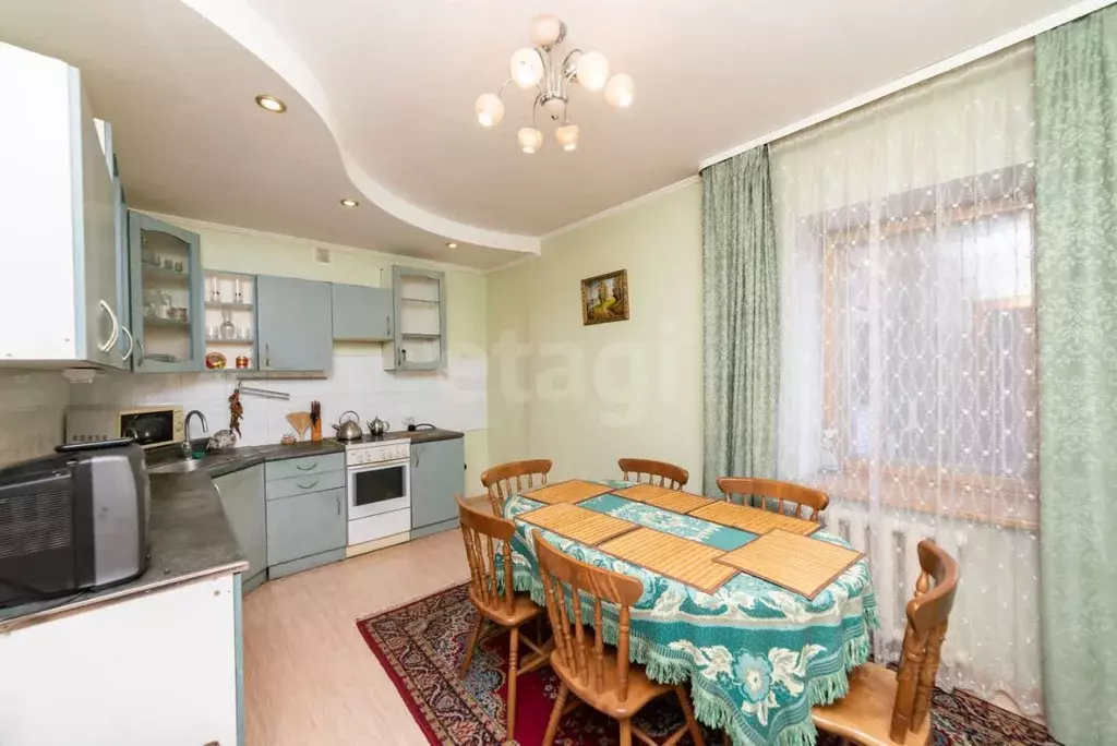 3-к кв. Курганская область, Курган ул. Климова, 52 (94.0 м) - Фото 1